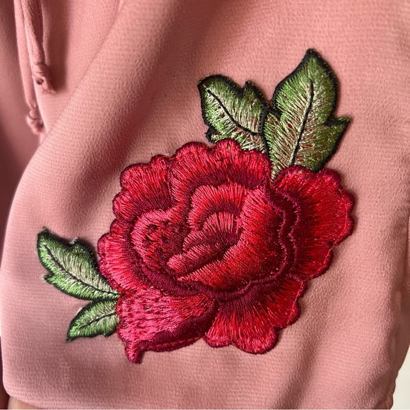 Everly Romper Sleeveless with Flowers in Dusty Pink Size S - Picture 9 of 12